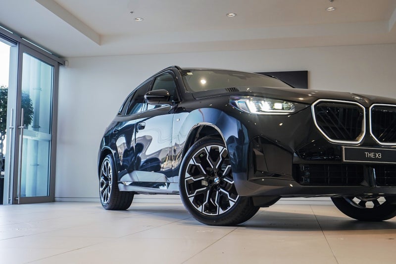 2026 BMW X3 20 xDrive image 2