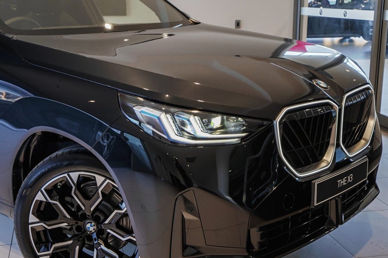 2026 BMW X3 20 xDrive image 3