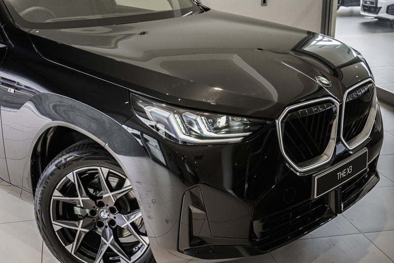 2026 BMW X3 20 xDrive image 3