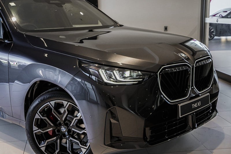 2026 BMW X3 20 xDrive image 3