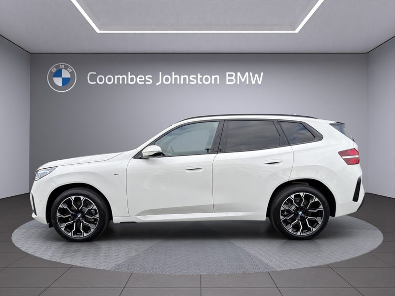 2026 BMW X3 20 xDrive M Sport image 3