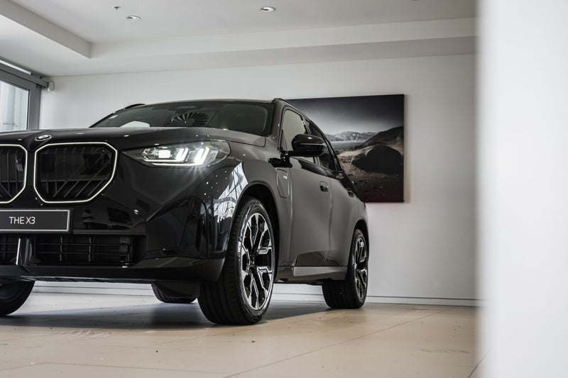 2026 BMW X3 30e xDrive image 5