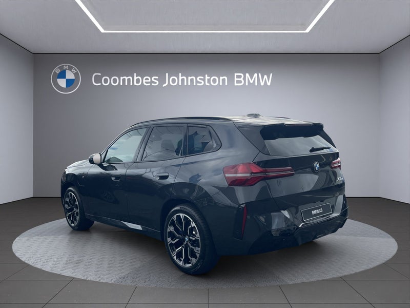 2026 BMW X3 30e xDrive M Sport image 4