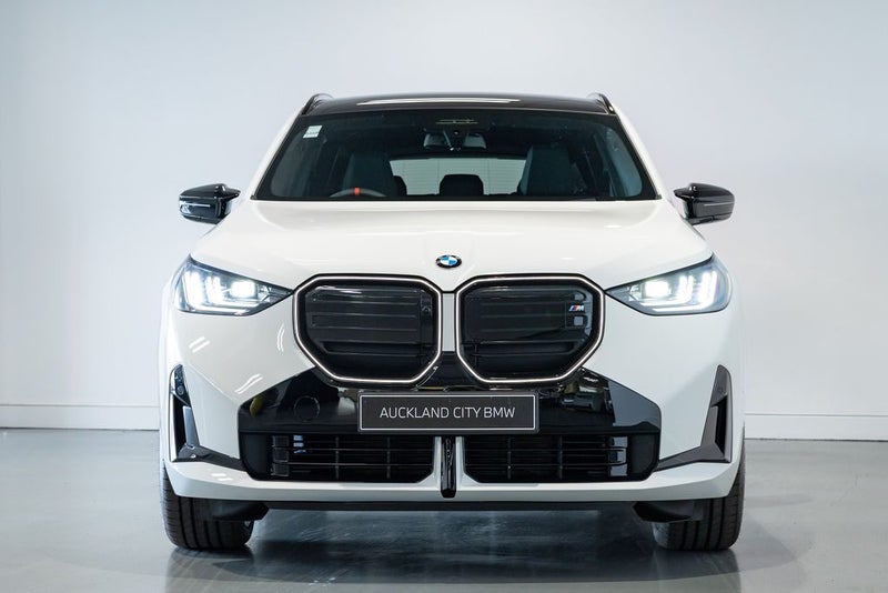 2026 BMW X3 M50 xDrive image 3