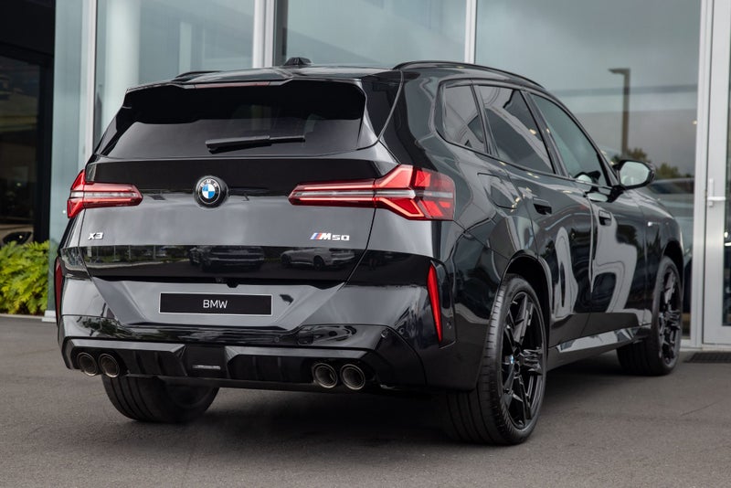 2026 BMW X3 M50 xDrive image 3