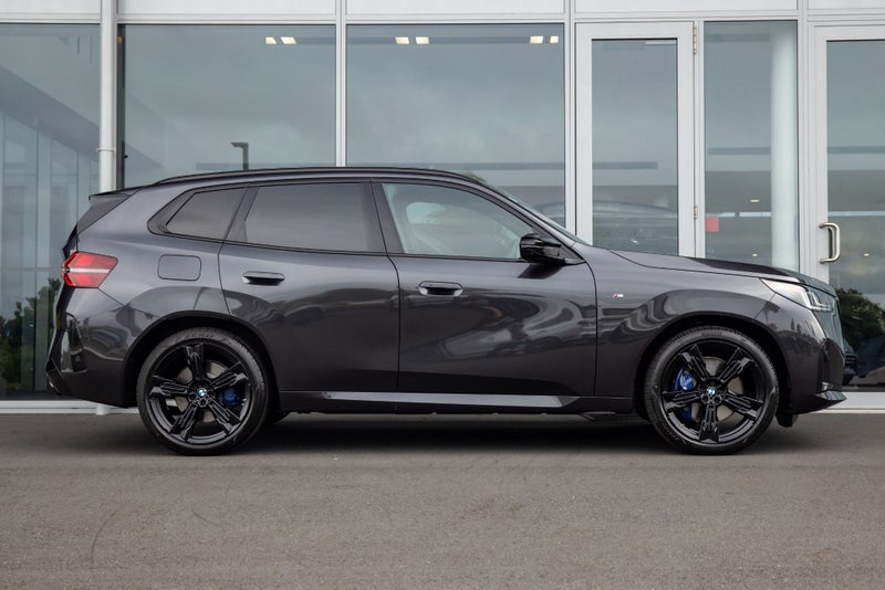 2026 BMW X3 M50 xDrive image 4