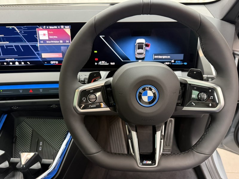 2026 BMW X3 X3 30e xDrive image 5