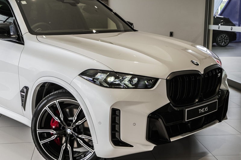 2026 BMW X5 M60i image 3