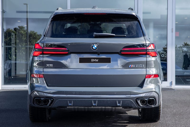2026 BMW X5 M60i xDrive image 3