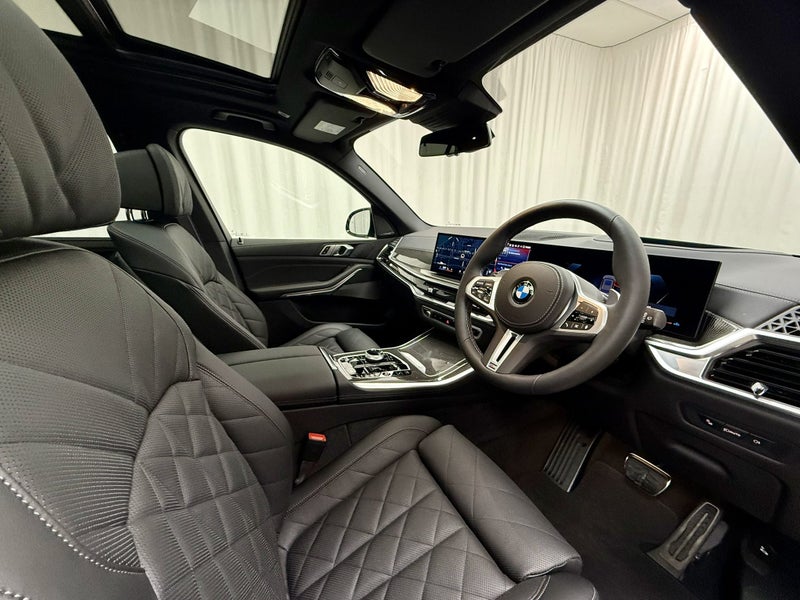 2026 BMW X5 X5 M60i image 4