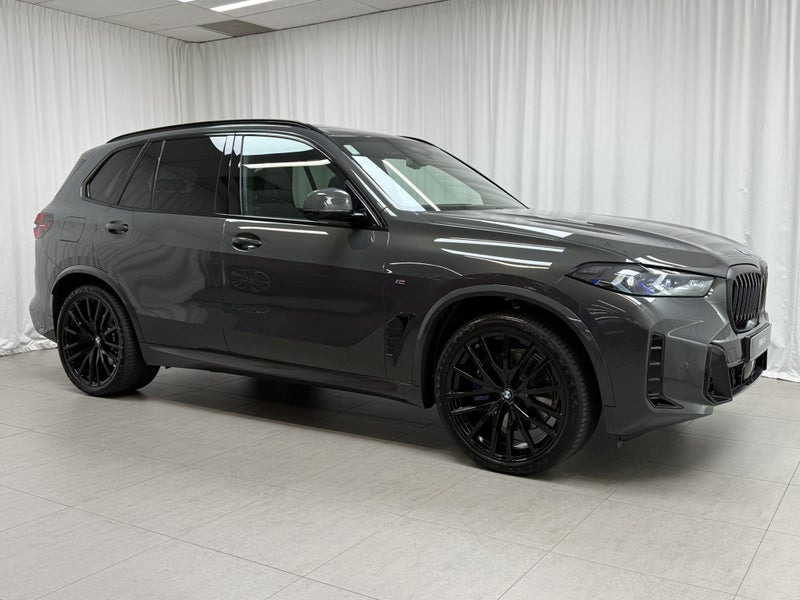 2026 BMW X5 X5 xDrive30d image 2