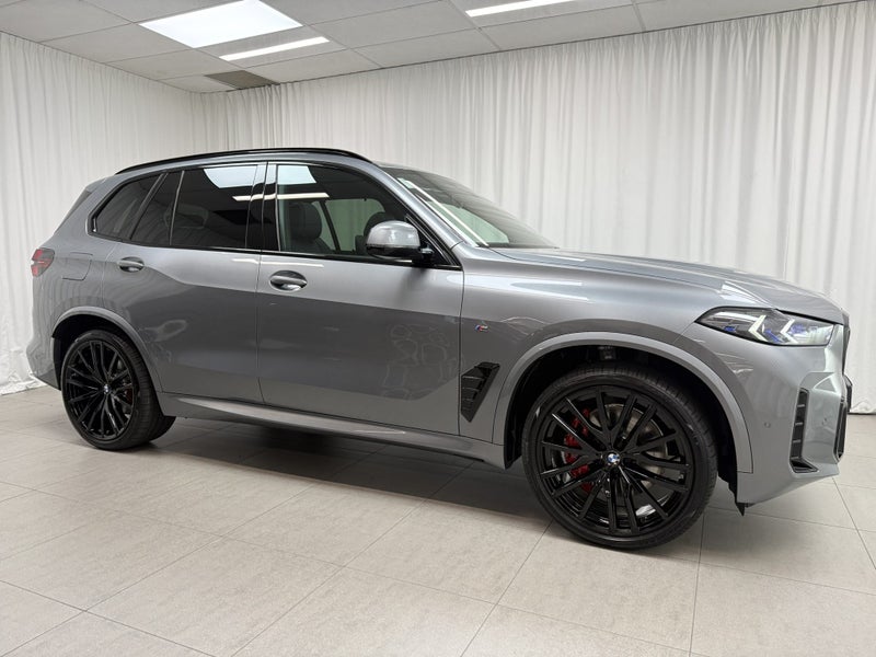 2026 BMW X5 X5 xDrive30d image 2