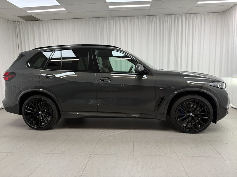 2026 BMW X5 X5 xDrive50e image 2