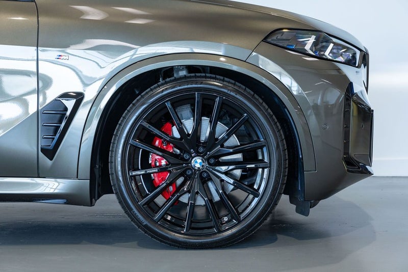 2026 BMW X5 xDrive 30d image 3
