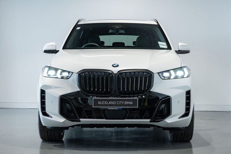 2026 BMW X5 xDrive 40d image 2