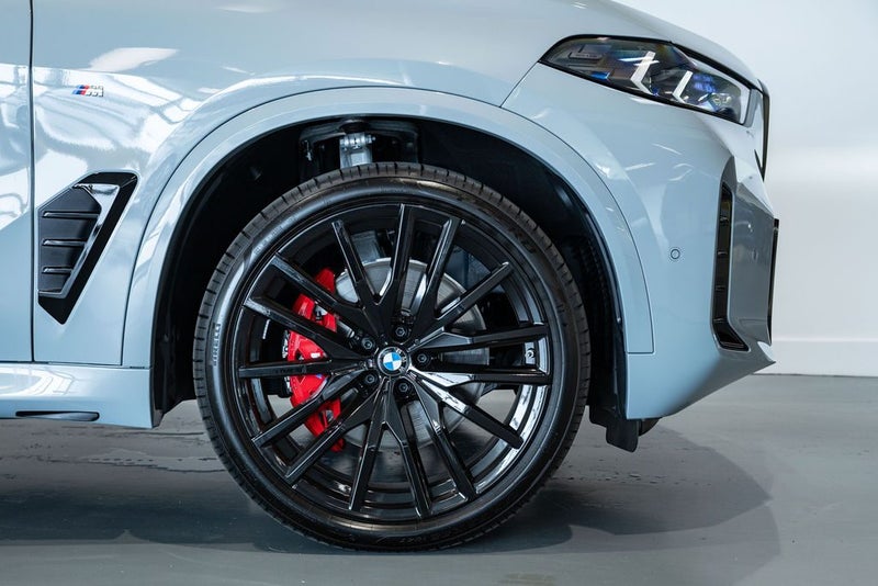 2026 BMW X5 xDrive 40d image 2