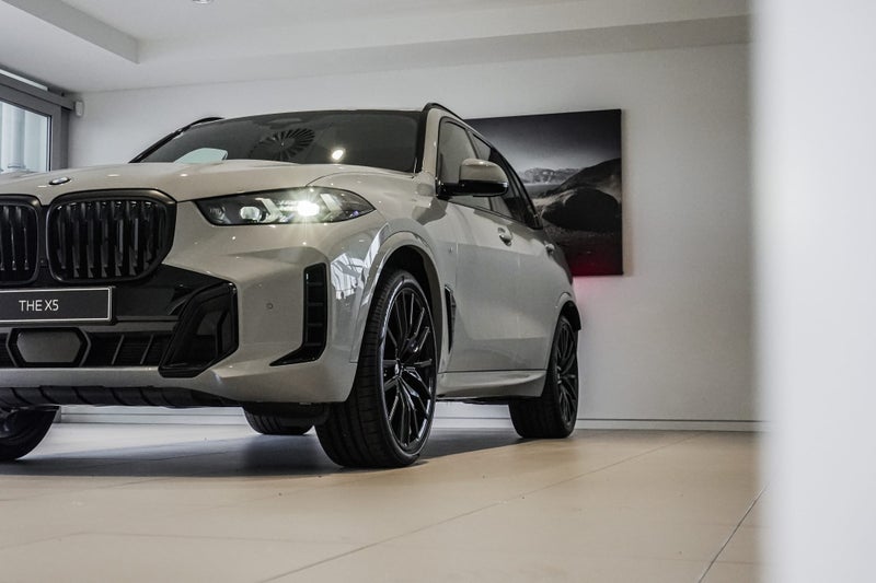 2026 BMW X5 xDrive 40d image 5