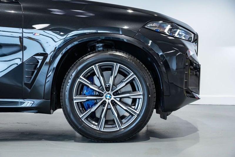 2026 BMW X5 xDrive 50e image 2