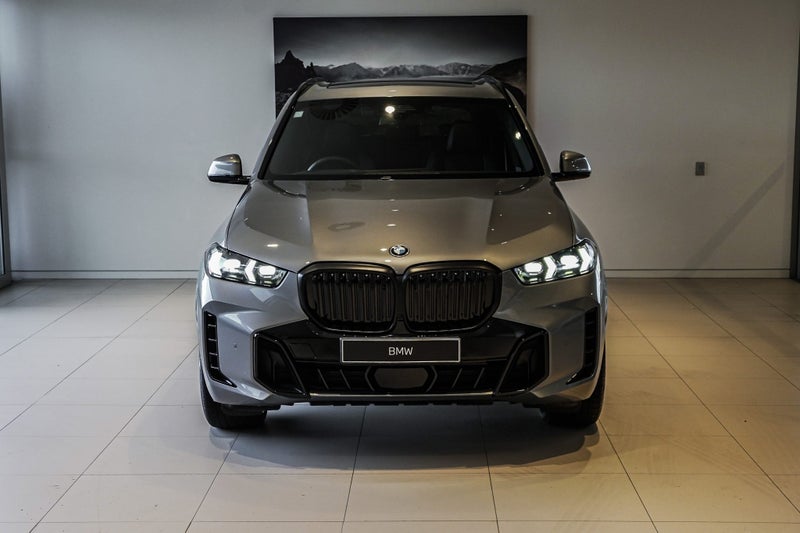 2026 BMW X5 xDrive30d image 4