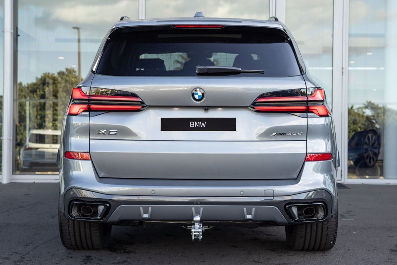 2026 BMW X5 xDrive30d image 4