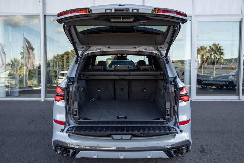 2026 BMW X5 xDrive30d image 5
