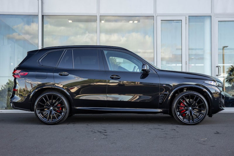 2026 BMW X5 xDrive30d image 4