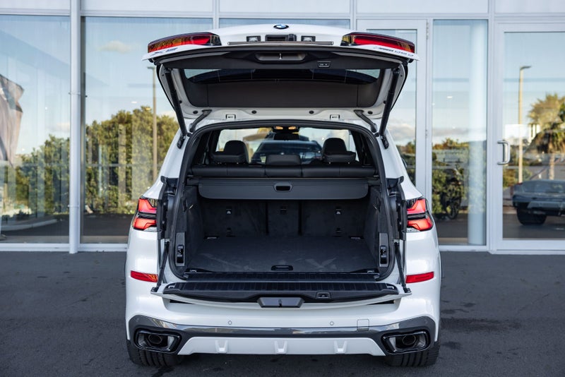2026 BMW X5 xDrive30d image 5