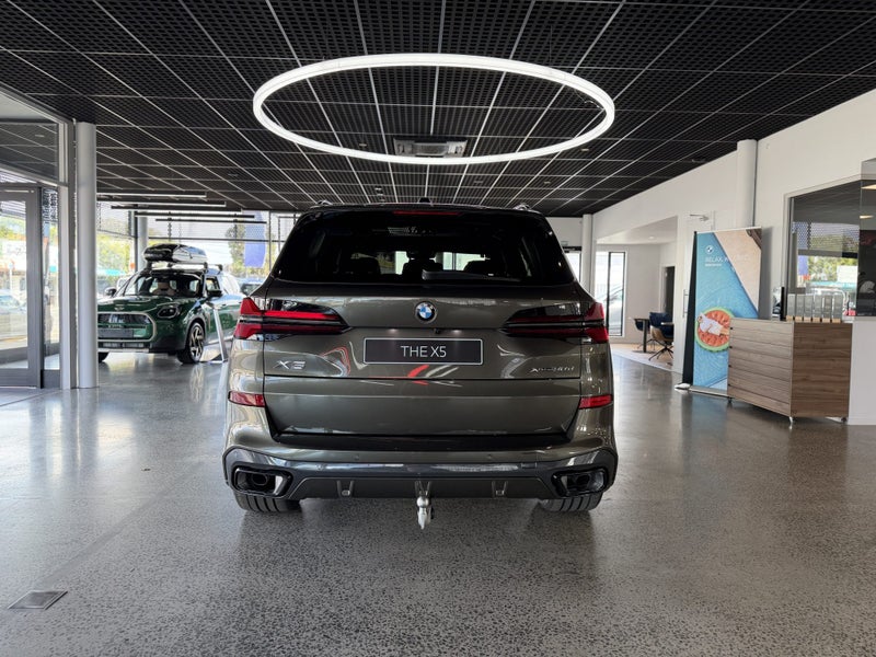 2026 BMW X5 xDrive30d image 5