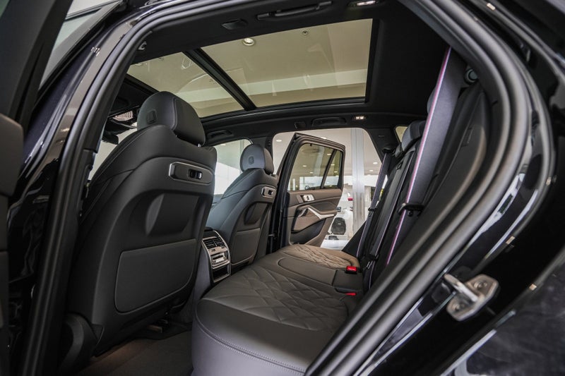 2026 BMW X5 xDrive30d image 5