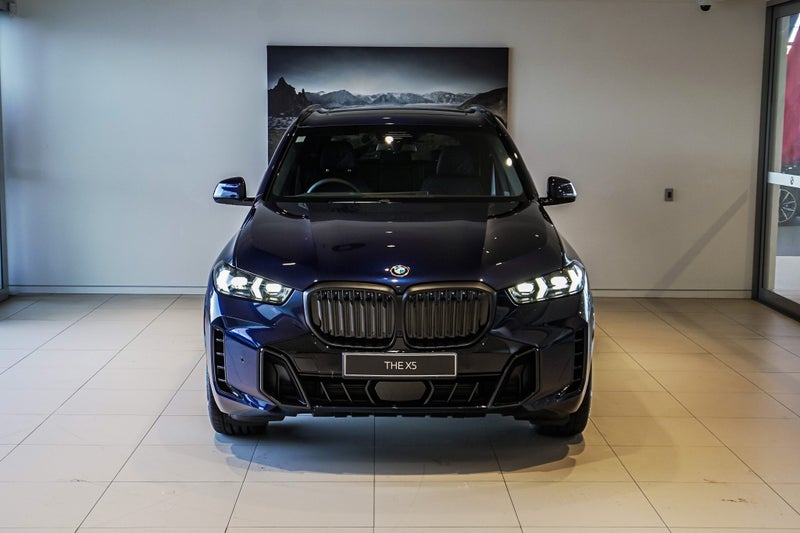 2026 BMW X5 xDrive30d image 4