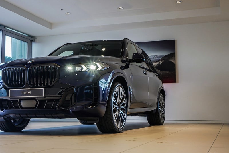 2026 BMW X5 xDrive30d image 5