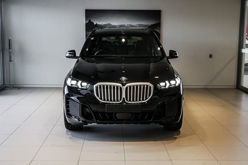 2026 BMW X5 xDrive30d image 4
