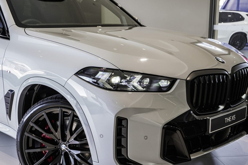 2026 BMW X5 xDrive30d image 5