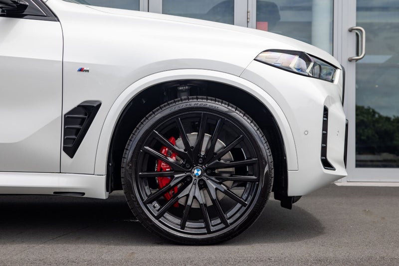 2026 BMW X5 xDrive30d image 5