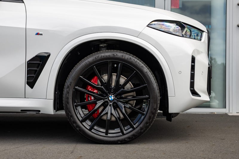 2026 BMW X5 xDrive30d image 5