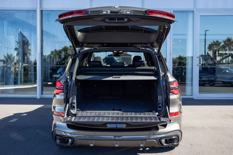 2026 BMW X5 xDrive30d image 5