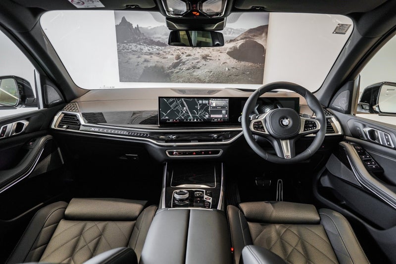 2026 BMW X5 xDrive30d image 3