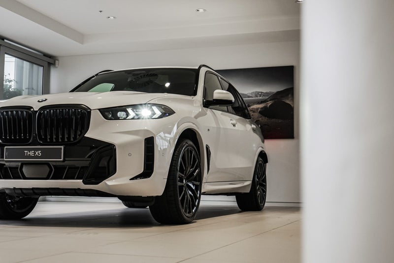 2026 BMW X5 xDrive30d image 5