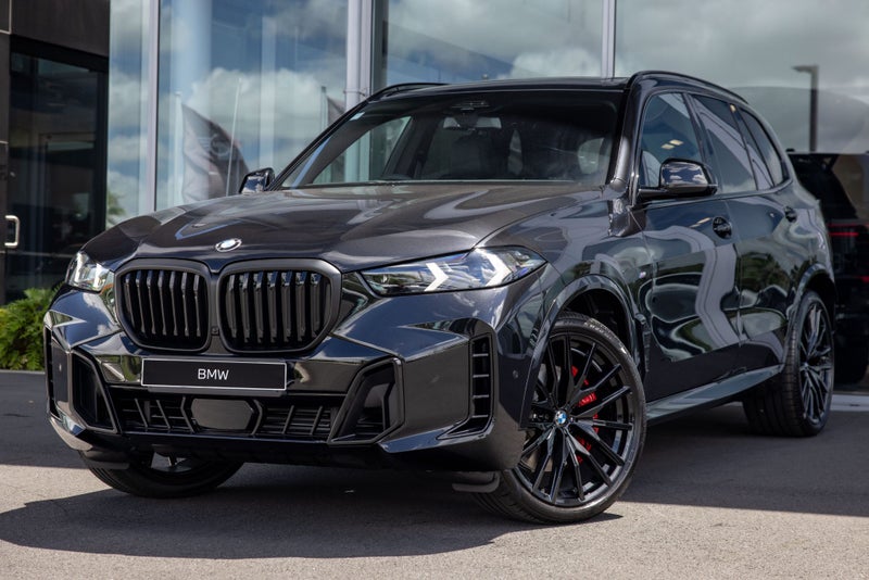 2026 BMW X5 xDrive30d image 1