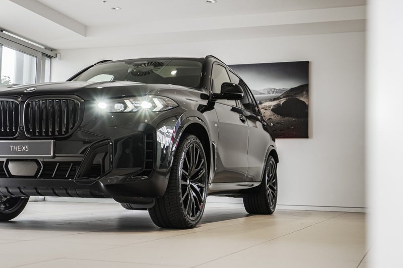 2026 BMW X5 xDrive30d image 5