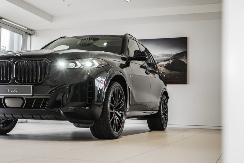 2026 BMW X5 xDrive30d image 5
