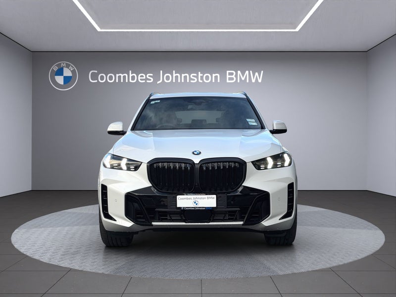 2026 BMW X5 xDrive30d + Sport Collection image 2