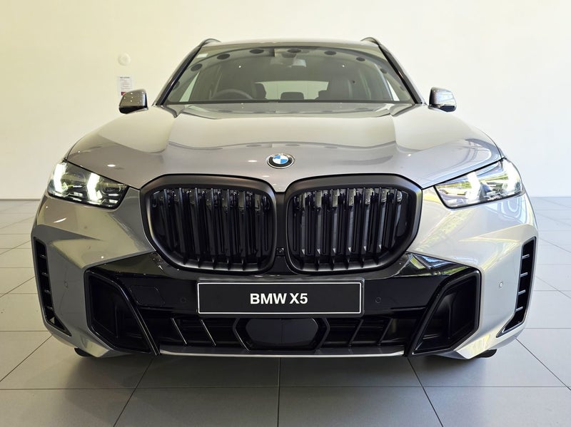 2026 BMW X5 Xdrive30d Sports Collection image 2