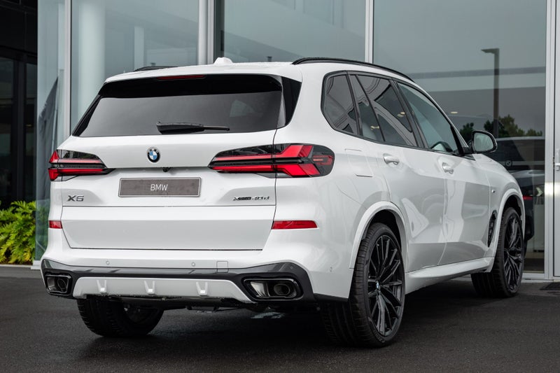 2026 BMW X5 xDrive40d image 3