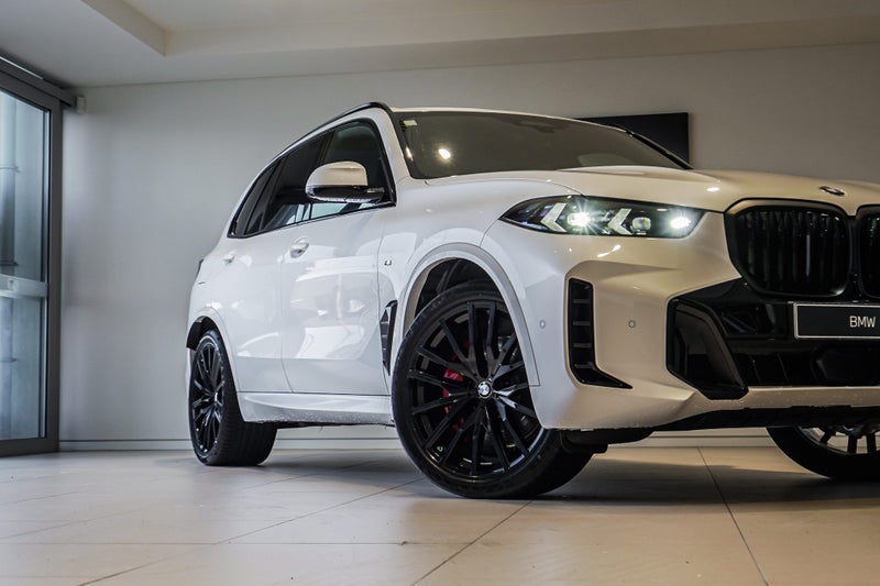 2026 BMW X5 xDrive40d image 2