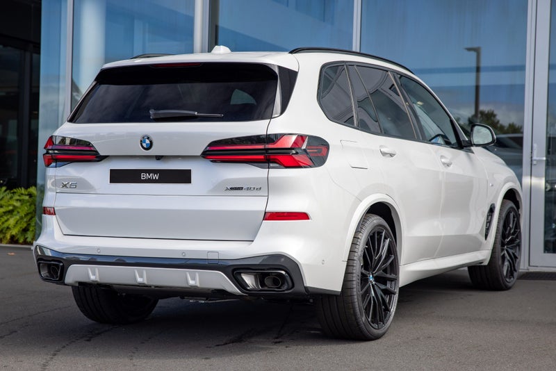 2026 BMW X5 xDrive40d image 4