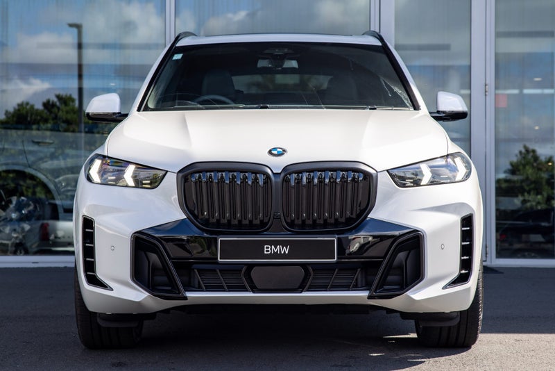 2026 BMW X5 xDrive40d image 2