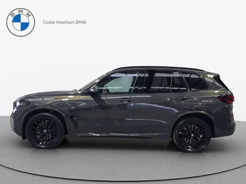 2026 BMW X5 xDrive50e M Sport image 4