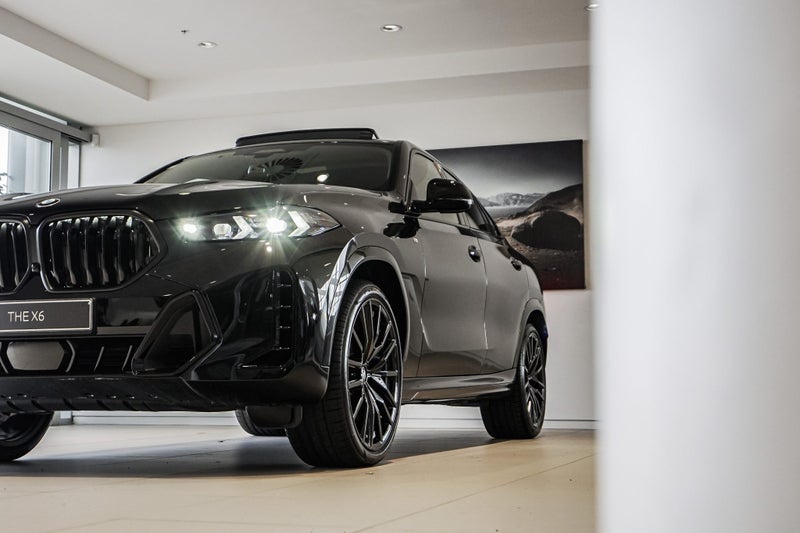 2026 BMW X6 xDrive30d image 5