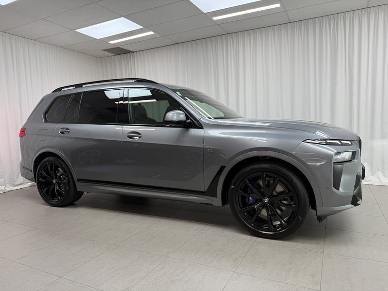 2026 BMW X7 X7 xDrive40d image 2